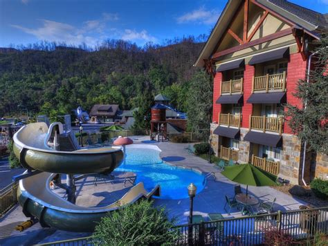 Located in the Smoky Mountains, this restaurant offers a. . Best places to stay in gatlinburg for families